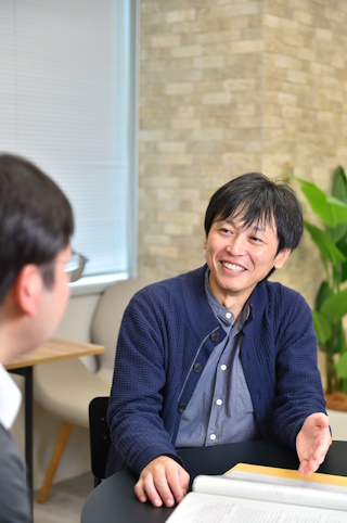 困っている人には、すぐに周りが手を差し伸べてくれる。